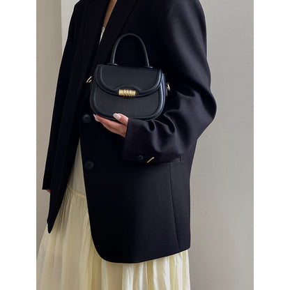 Ielgy Ladies Black Retro Saddle Bag All-Match High-End Sense One-Shoulder Messenger Bag