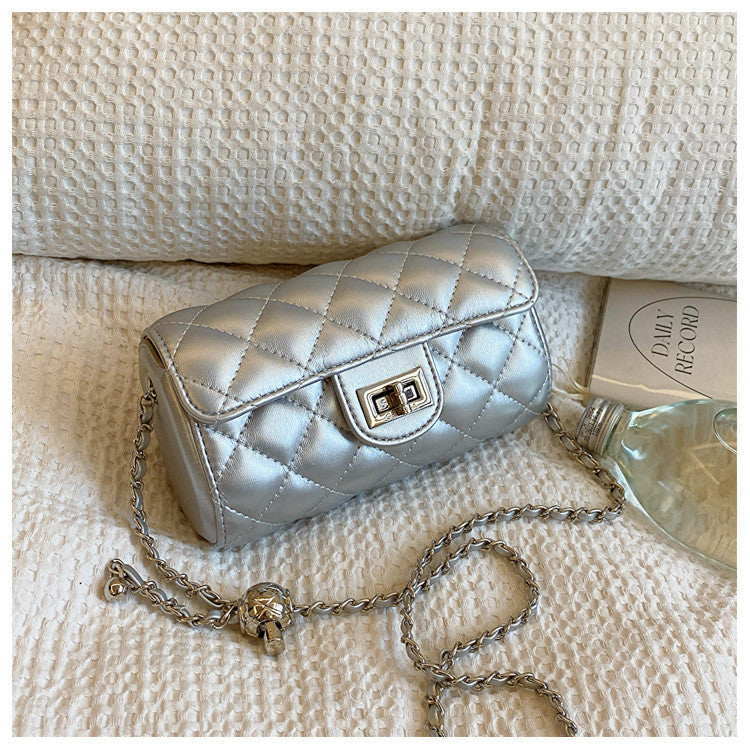 Ielgy Ladies Diamond Embroidery Thread Fashionable All-Match Chain Cross-Body Bag Flow Mini Silver Small Square Bag