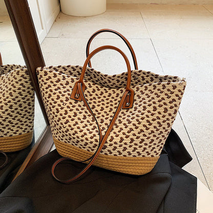 Ielgy Bohemian Style Hand-Woven Bag Seaside Vacation Travel Straw Woven Large Capacity Leisure Simple Commuter Female Bag