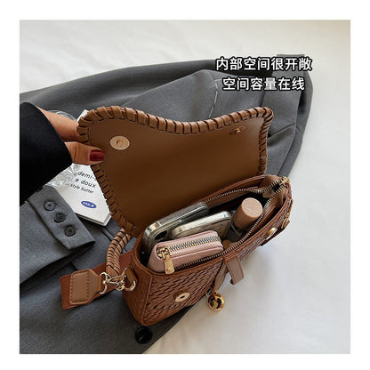 Ielgy Ladies Fashion One-Shoulder Messenger Bag Imitation Woven Fabric Large-Capacity Portable Saddle Bag