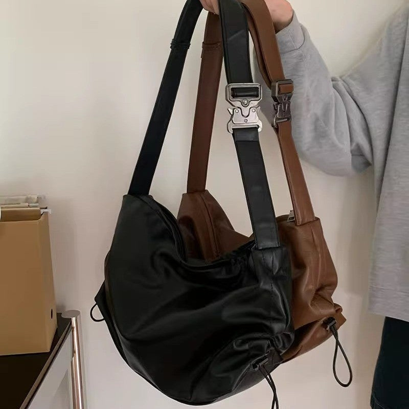 Ielgy Large-Capacity Pleated Tote Bag High-End Commuter Wide Shoulder Strap Messenger Bag