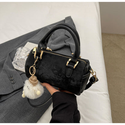 Ielgy Texture All-Match Shoulder Messenger Bag Portable Boston Pillow Bag