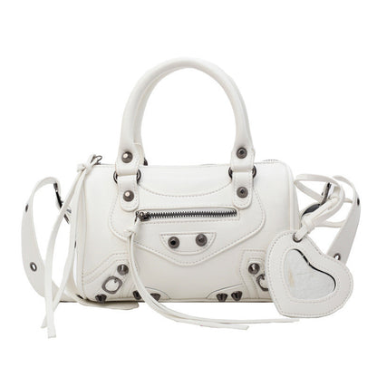 Ielgy High-End Rivets Hot Girl Style Texture Boston Handbag Niche One-Shoulder Messenger Motorcycle Bag