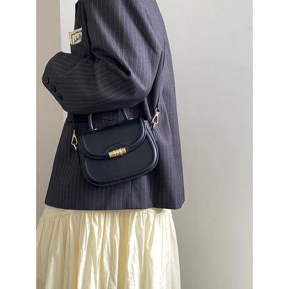 Ielgy Ladies Black Retro Saddle Bag All-Match High-End Sense One-Shoulder Messenger Bag