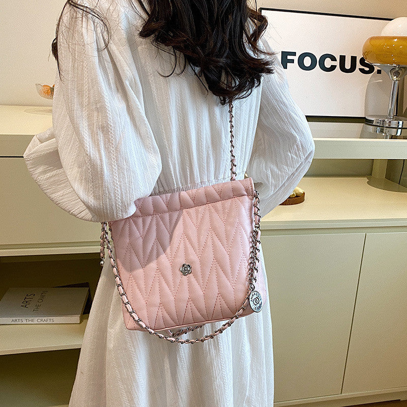 Ielgy Ladies Silver Simple Fashion Handbag Solid Color Child-Mother Bag High-Quality Trendy Classy Messenger Bag