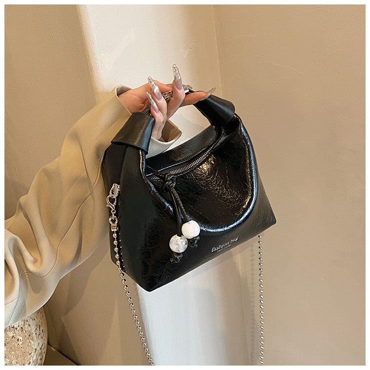 Ielgy Ladies White All-Match Shoulder Messenger Bag Niche Design Chain Small Shoulder Bag