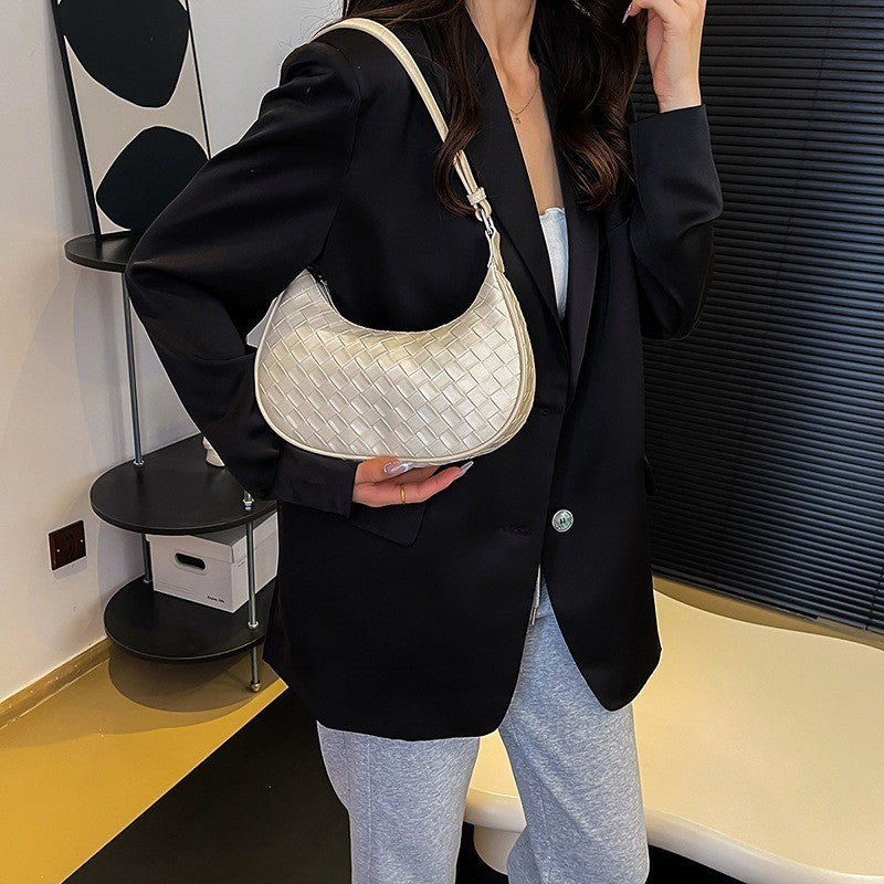 Ielgy High-End Feeling Silver Underarm Bag Korean Version Fashion Trendy Dumpling Bag Niche Woven Large-Capacity Simple Shoulder Bag