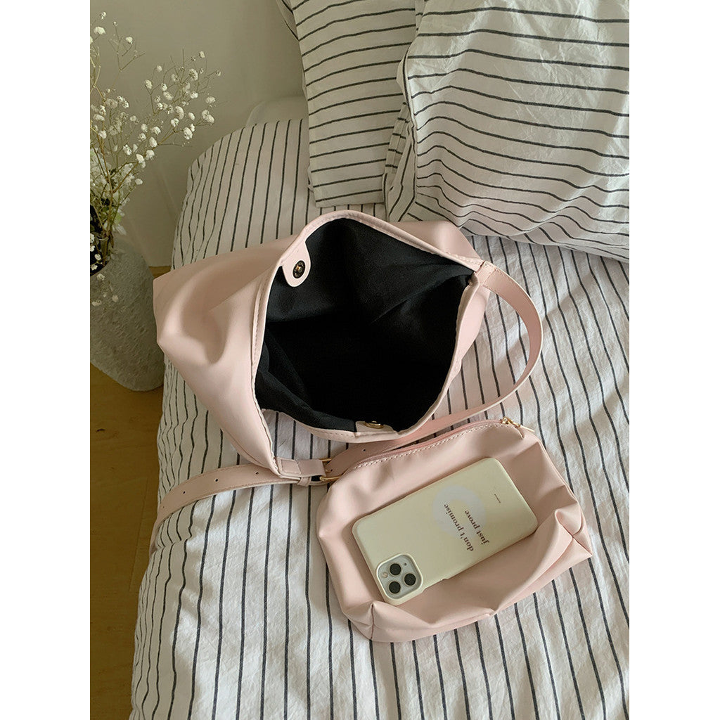 Ielgy Korean Version Tote Bag Trendy Fashion Casual Underarm Bag All-Match Large-Capacity One-Shoulder Commuter Bag