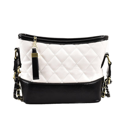 Ielgy Ladies Popular Silver Chain Bag Trendy High-End Texture Niche Diagonal Stray Bag