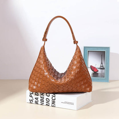 Ielgy Trendy All-Match Handbag Female Fashion Simple Niche Shoulder Armpit Bag
