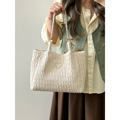 Ielgy Female Bag Pleated Tote Bag Commuter All-Match One-Shoulder Portable Chain Big Bag
