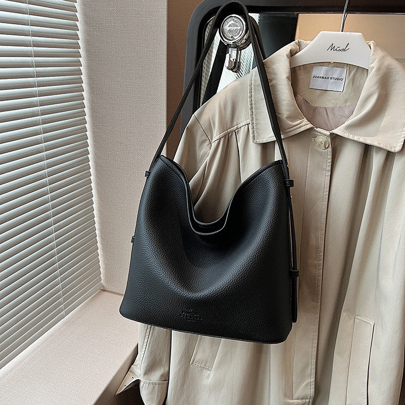 Ielgy Retro Large-Capacity Bucket Bag All-Match Simple Shoulder Tote Bag