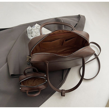 Ielgy Fashion Niche Bowling Briefcase Large Capacity Commuter Handbag One Shoulder Diagonal