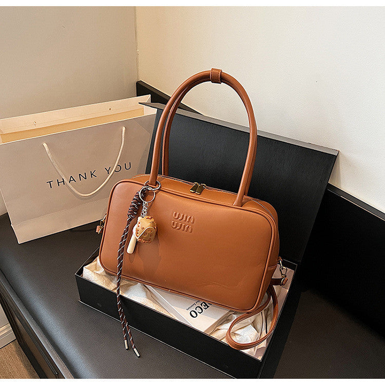 Ielgy Fashion Niche Bowling Briefcase Large Capacity Commuter Handbag One Shoulder Diagonal