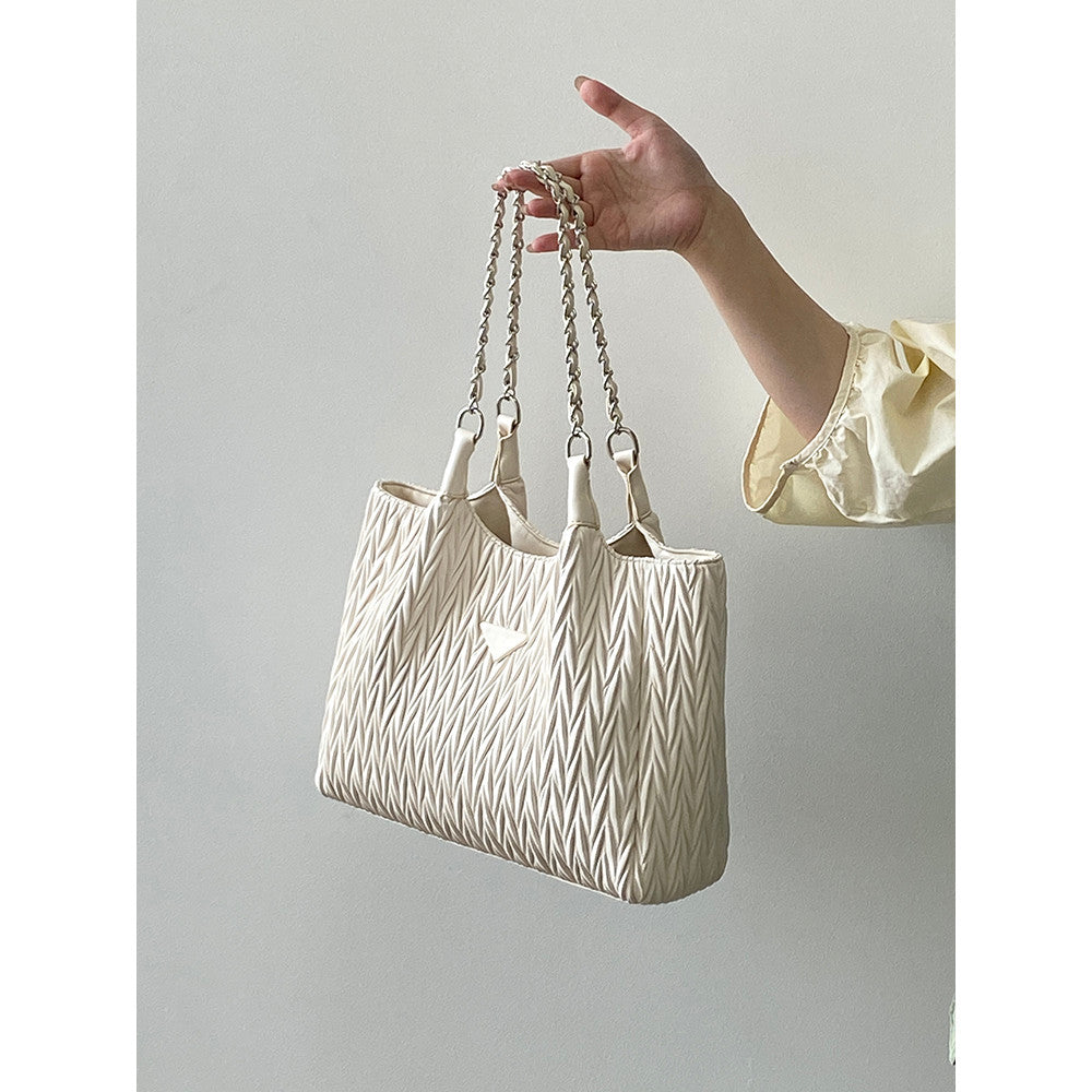 Ielgy Female Bag Pleated Tote Bag Commuter All-Match One-Shoulder Portable Chain Big Bag
