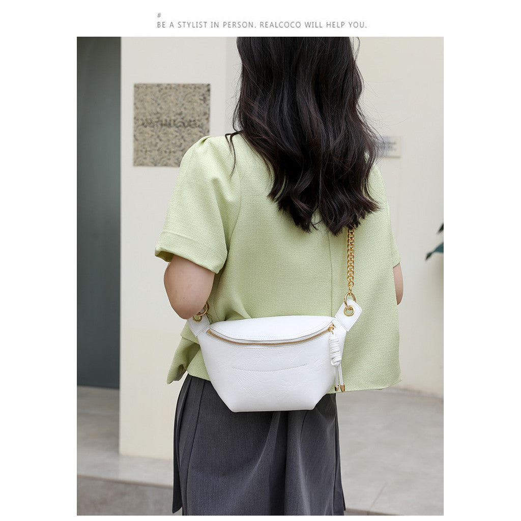 Ielgy Ladies Messenger Bag Retro PU Chest Bag Chain Clause Fashion