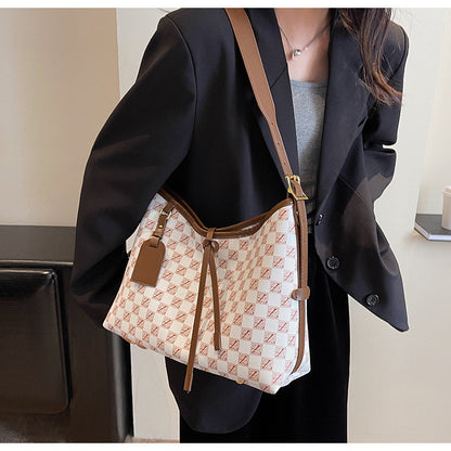Ielgy Ladies Bag Retro Printed Large-Capacity Shoulder Bag All-Match Casual Cross-Body Women's Bag