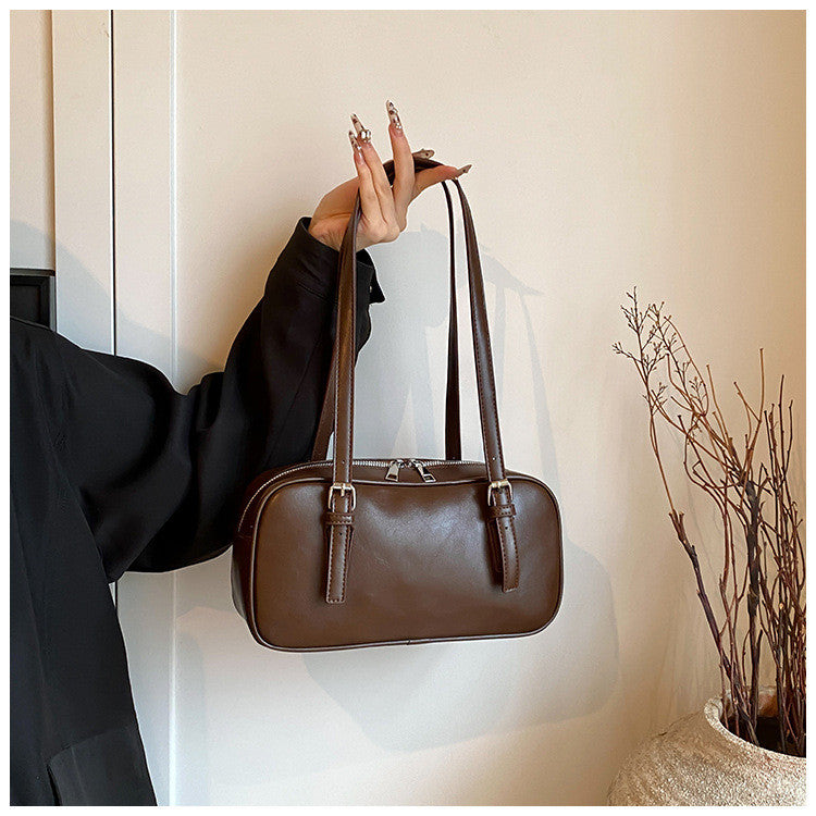 Ielgy Niche Design Retro Bowling Bag Shoulder Commuter Large Capacity Portable Underarm Pillow Bag