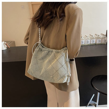 Ielgy Denim Bag Female Large Capacity Casual Fashion Chain Crossbody Bucket Bag