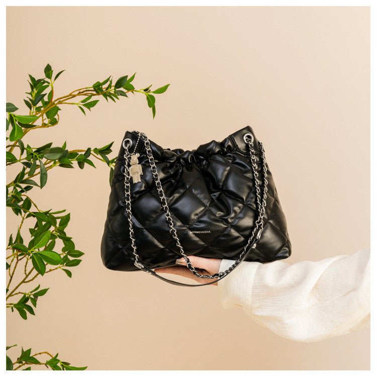 Ielgy Ladies Large-Capacity Shoulder Messenger Bag Texture Portable Diamond Bucket Bag