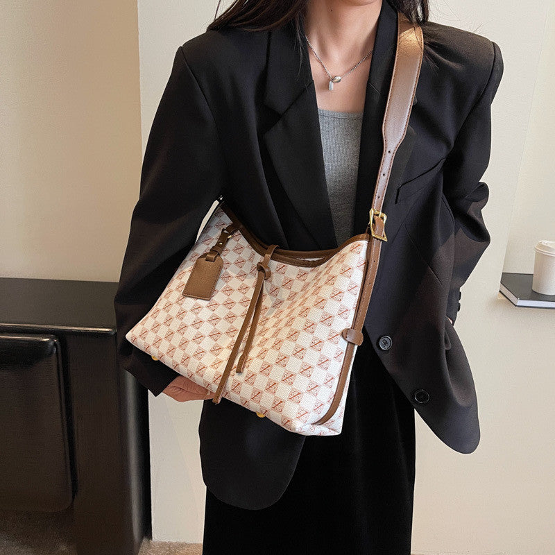 Ielgy Ladies Bag Retro Printed Large-Capacity Shoulder Bag All-Match Casual Cross-Body Women's Bag