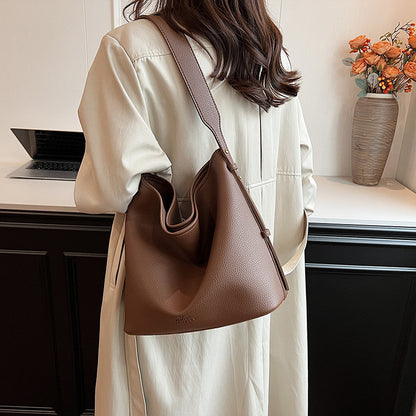 Ielgy Retro Large-Capacity Bucket Bag All-Match Simple Shoulder Tote Bag