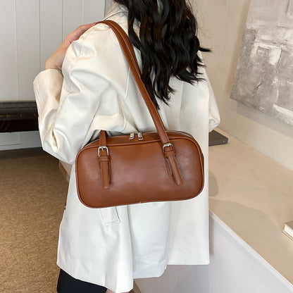 Ielgy Niche Design Retro Bowling Bag Shoulder Commuter Large Capacity Portable Underarm Pillow Bag