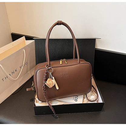 Ielgy Fashion Niche Bowling Briefcase Large Capacity Commuter Handbag One Shoulder Diagonal