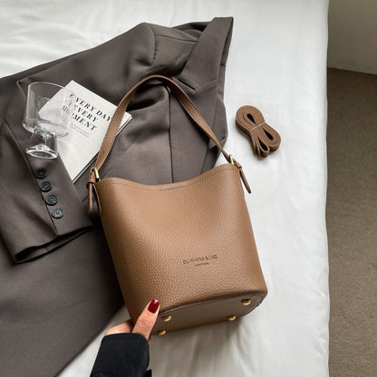 Ielgy Niche Design Bucket Bag Simple All-Match Cross-Body Retro Commuter Shoulder Bag