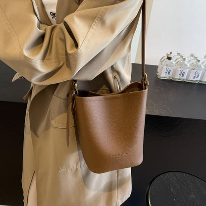 Ielgy Niche Design Bucket Bag Simple All-Match Cross-Body Retro Commuter Shoulder Bag