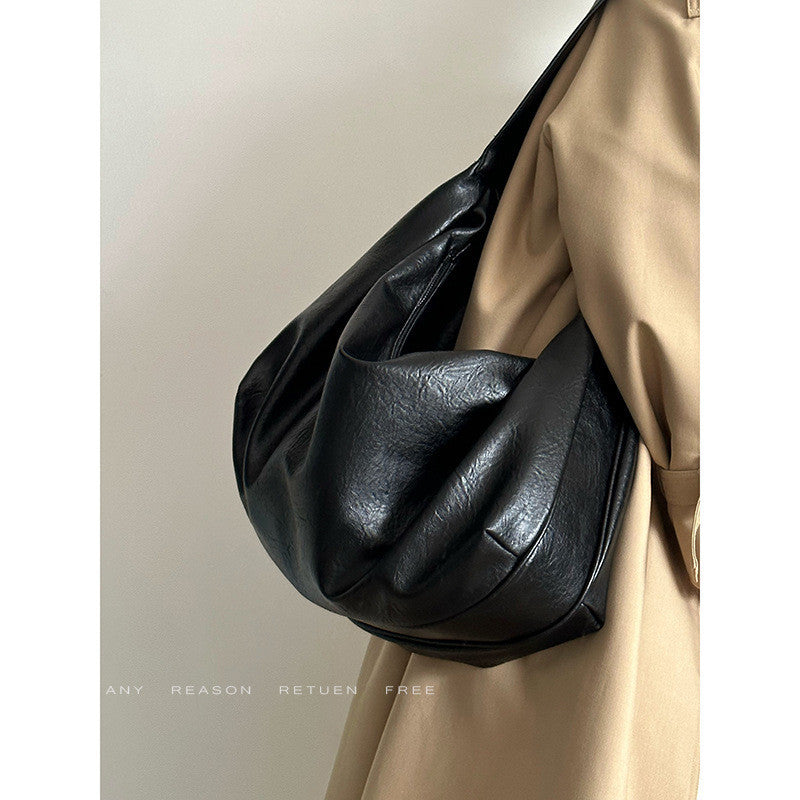 Ielgy Soft Leather Large-Capacity Black Dumpling Bag Retro High-End Casual One-Shoulder Messenger Tote Bag