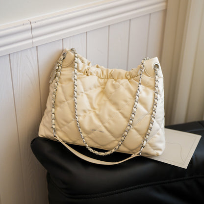 Ielgy Ladies Large-Capacity Shoulder Messenger Bag Texture Portable Diamond Bucket Bag