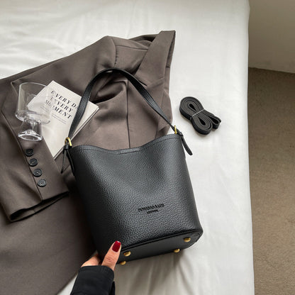 Ielgy Niche Design Bucket Bag Simple All-Match Cross-Body Retro Commuter Shoulder Bag