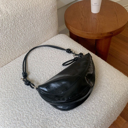 Ielgy Korean Niche Underarm Bag Women's Trendy Fashion Saddle Bag Casual Red Messenger Bag Trendy