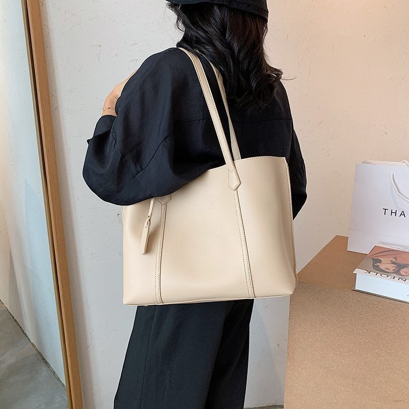 Ielgy Tote Bag Korean Version Shoulder Bag Fashion Casual Large Capacity Handbag Simple Female Bag