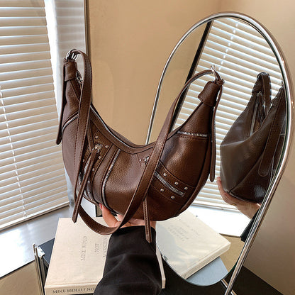 Ielgy Large-Capacity Bag High-End Texture Niche Autumn Winter All-Match One-Shoulder Messenger Rivet Dumpling Bag