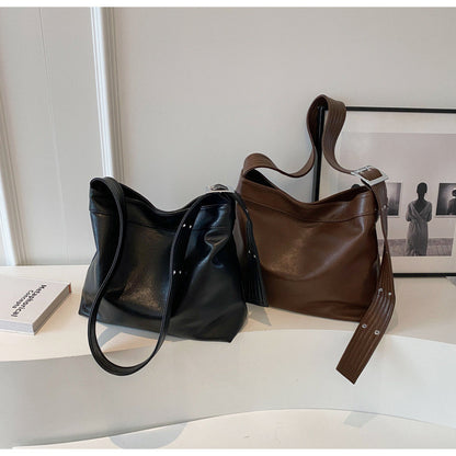 Ielgy Texture Underarm Bag Trendy Retro Casual Large-Capacity Commuter Shoulder Tote Bag