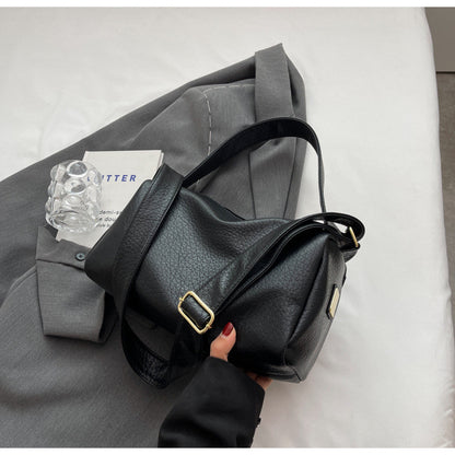 Ielgy Retro Lychee Pattern Soft Leather Pillow Bag Simple Niche One-Shoulder Diagonal Casual Bag