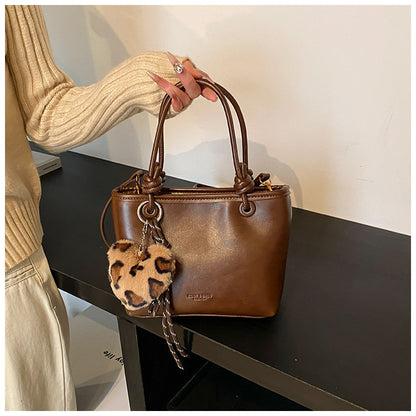 Ielgy Autumn Winter All-Match Trendy Fashion One-Shoulder Messenger Portable Bucket Bag