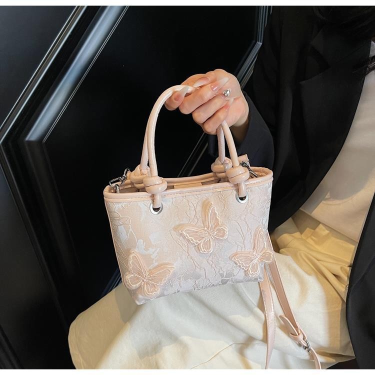 Ielgy Summer All-Match Messenger Bag Fashion Portable Bucket Bag