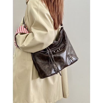 Ielgy Female Bag Autumn Winter Retro Merad Large-Capacity One-Shoulder Messenger