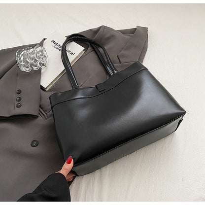 Ielgy High-End Feeling Large-Capacity Commuter Bag Fashion Portable Tote Bag All-Match Retro Shoulder