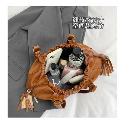 Ielgy Retro Large-Capacity Autumn Winter All-Match Casual Shoulder Bag Simple Work Commuter Tote Bag