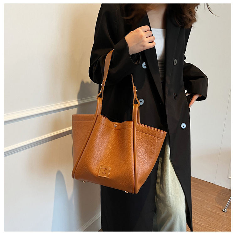 Ielgy Large Capacity Underarm Bag Autumn Winter Trendy Retro Tote Bag