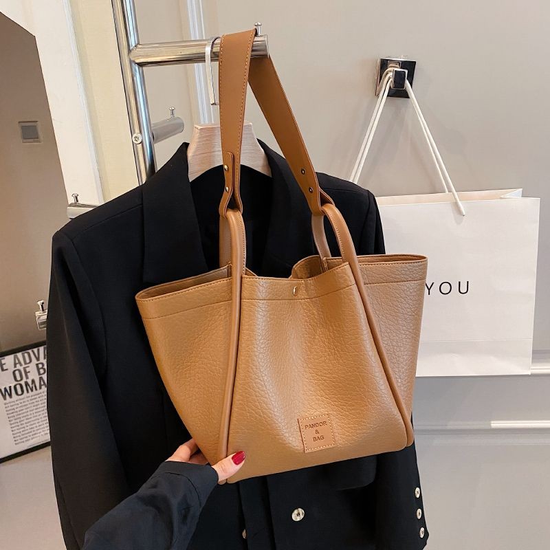 Ielgy Large Capacity Underarm Bag Autumn Winter Trendy Retro Tote Bag