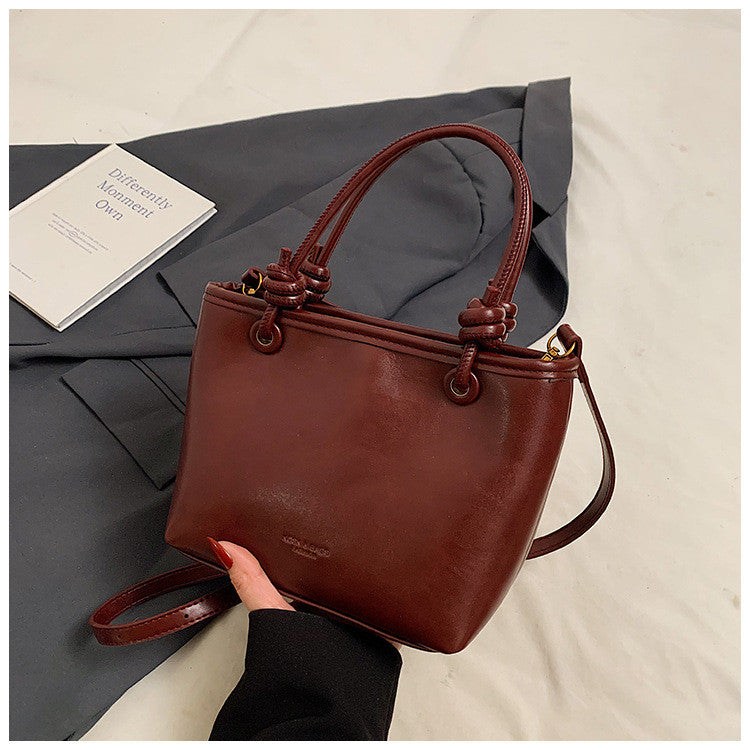 Ielgy Autumn Winter All-Match Trendy Fashion One-Shoulder Messenger Portable Bucket Bag
