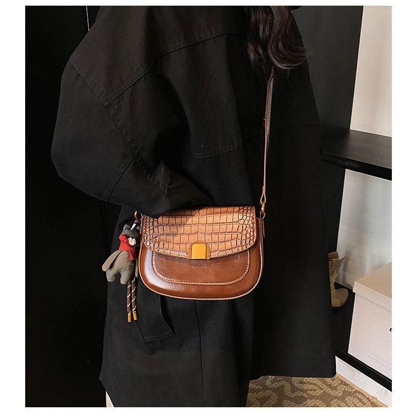 Ielgy French Niche Saddle Bag Autumn Winter One-Shoulder High-End Retro All-Match Fashion Cross-Body Bag