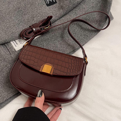 Ielgy French Niche Saddle Bag Autumn Winter One-Shoulder High-End Retro All-Match Fashion Cross-Body Bag