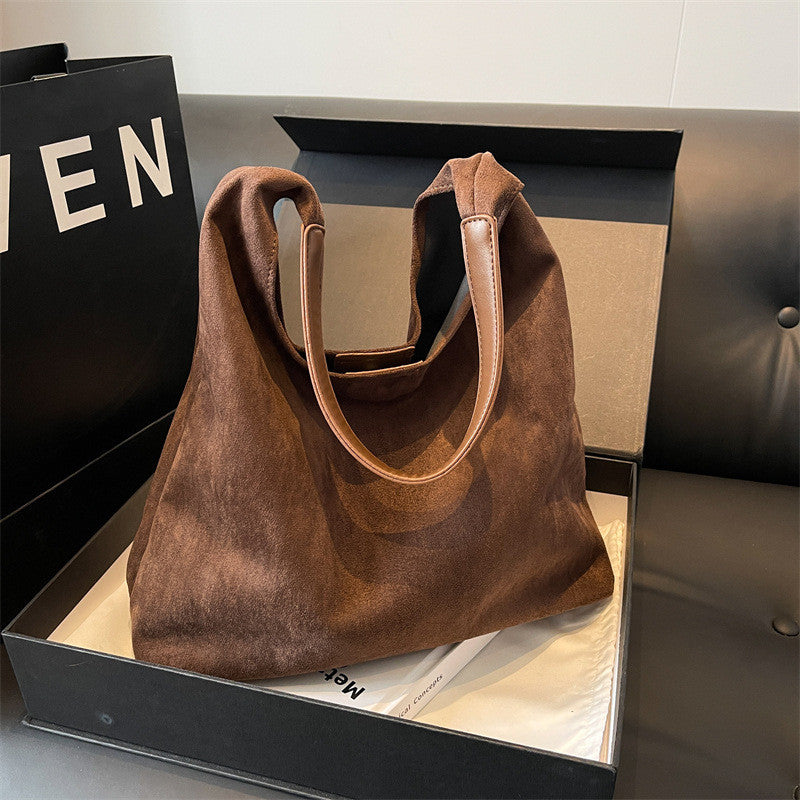 Ielgy Ladies Large Capacity Fashion Retro Flannel Bucket Bag