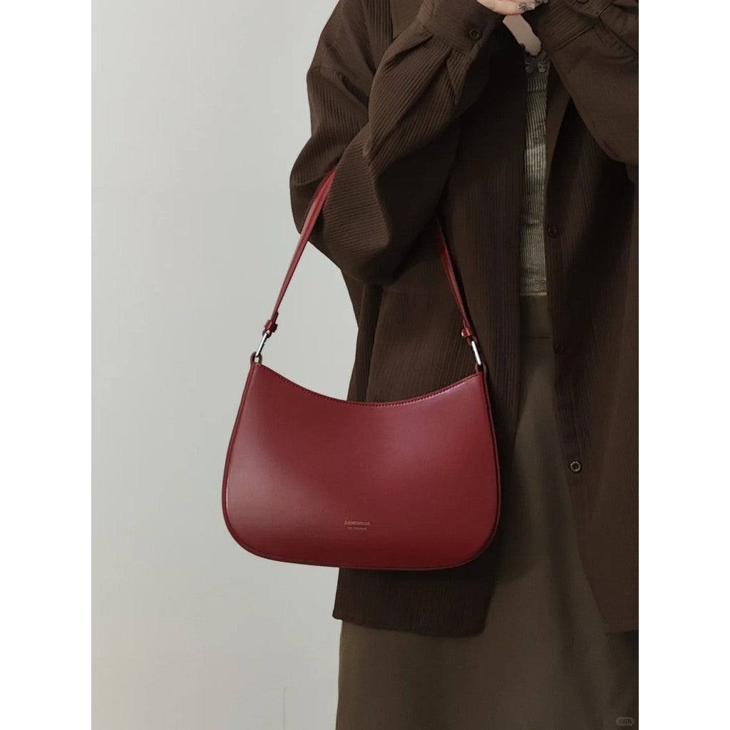 Ielgy One-Shoulder Underarm Baguette Bag Fashion Red Bridal Bag